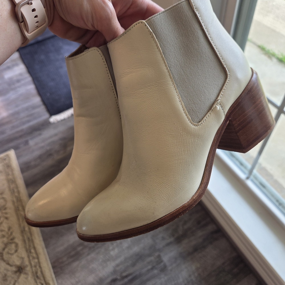Nisolo Cream Leather Chelsea Ankle Boots with Wood Block Heel
